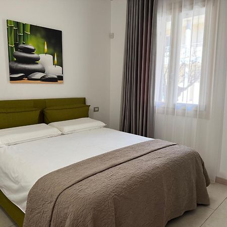 De Luxe Apartments Eden Sirmione Exteriör bild