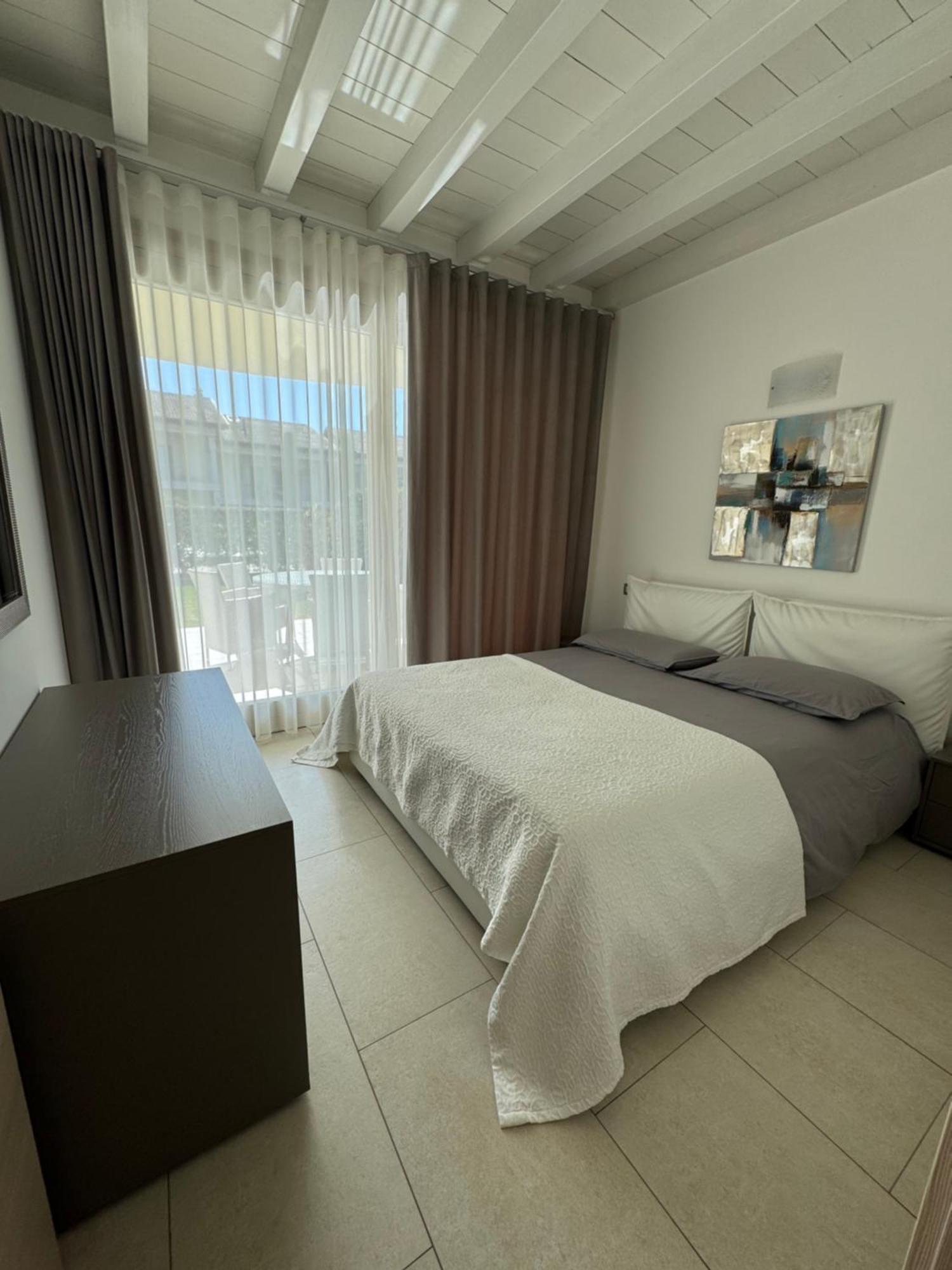 De Luxe Apartments Eden Sirmione Exteriör bild